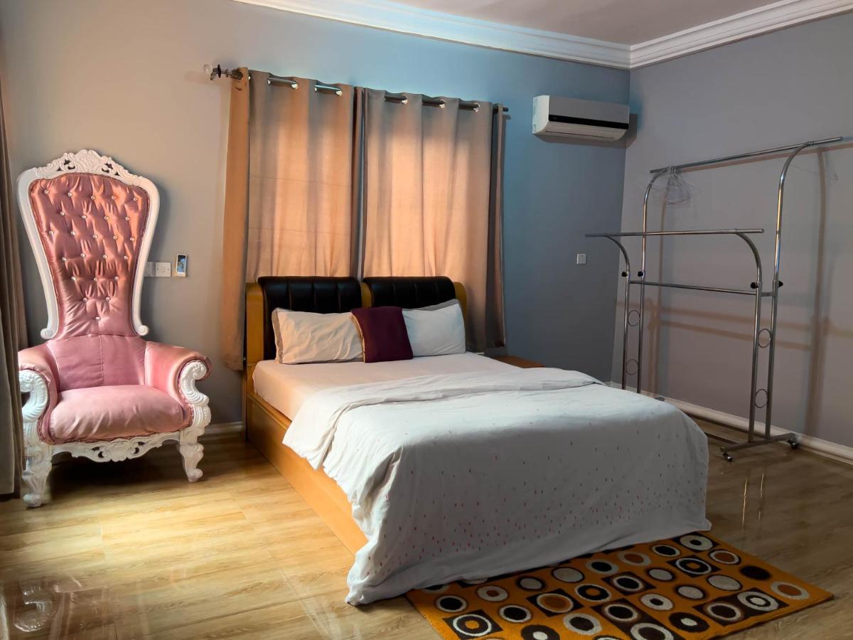 T'S Place Adenta Εξωτερικό φωτογραφία