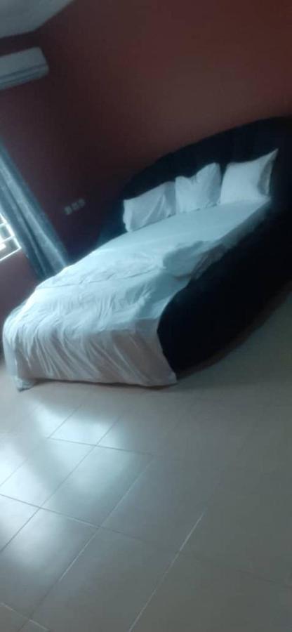 T'S Place Adenta Εξωτερικό φωτογραφία