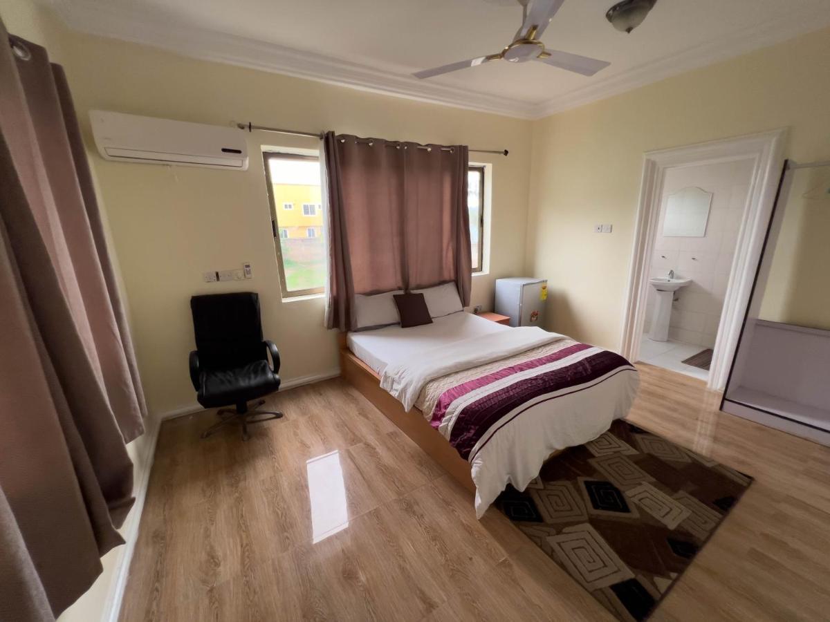 T'S Place Adenta Εξωτερικό φωτογραφία