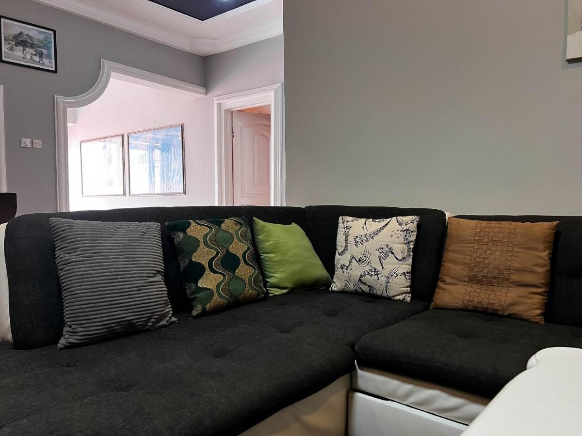 T'S Place Adenta Εξωτερικό φωτογραφία